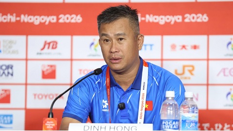 HLV Đinh Hồng Vinh nói gì khi U23 Việt Nam có 27 cú sút nhưng chỉ ghi 1 bàn?